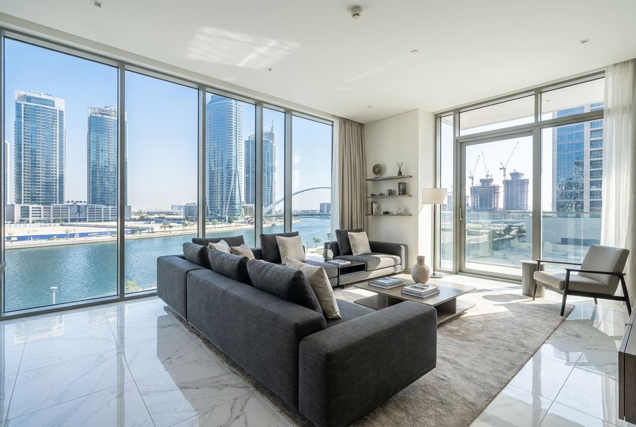 Canal-side 2-bedroom in Business Bay